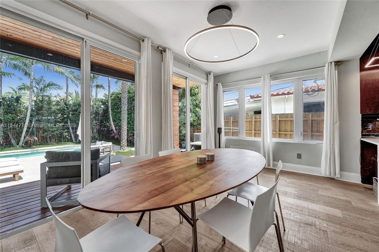Dining room, Interior, Recessed Lighting, Wood Texture Flooring