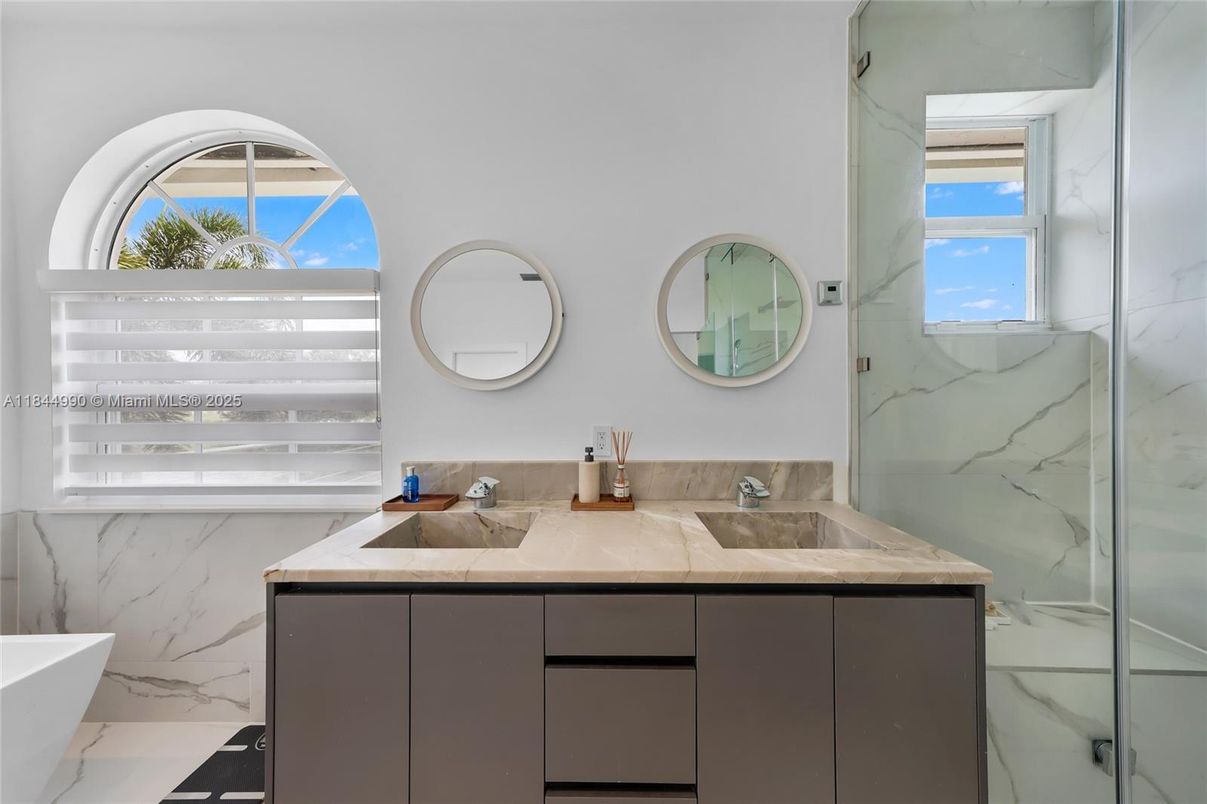 Bathroom, Dual Sink Vanities, Glass Shower, Interior, Marble Walls