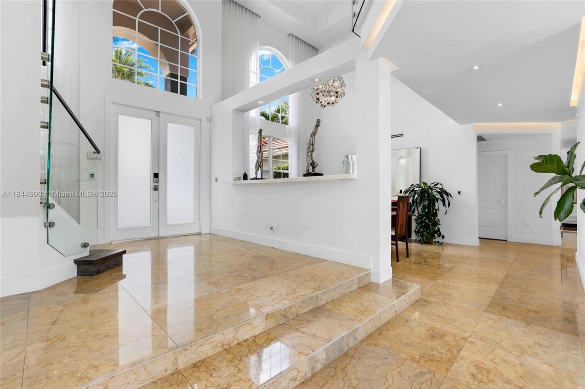 Chandelier, Interior, Recessed Lighting
