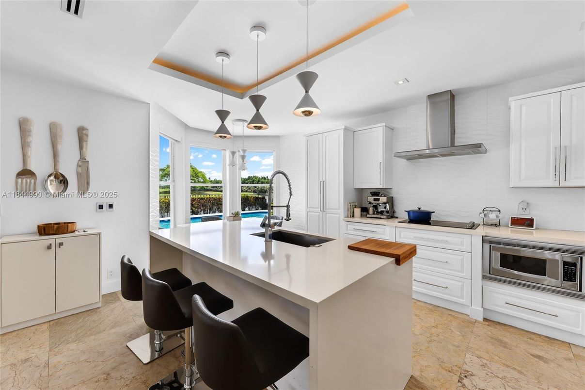 Interior, Kitchen, Pendant Lights, Recessed Lighting, Stainless Steel Appliances