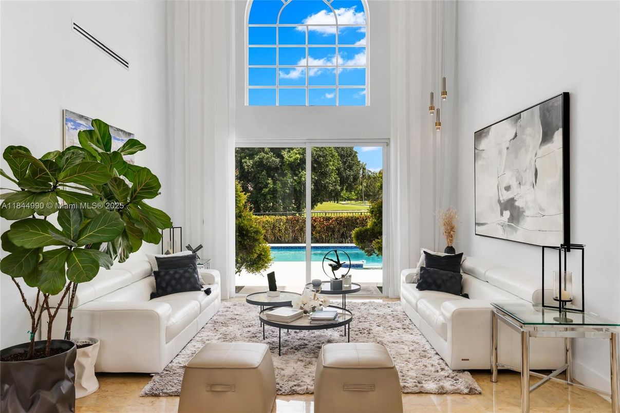 Interior, Living room