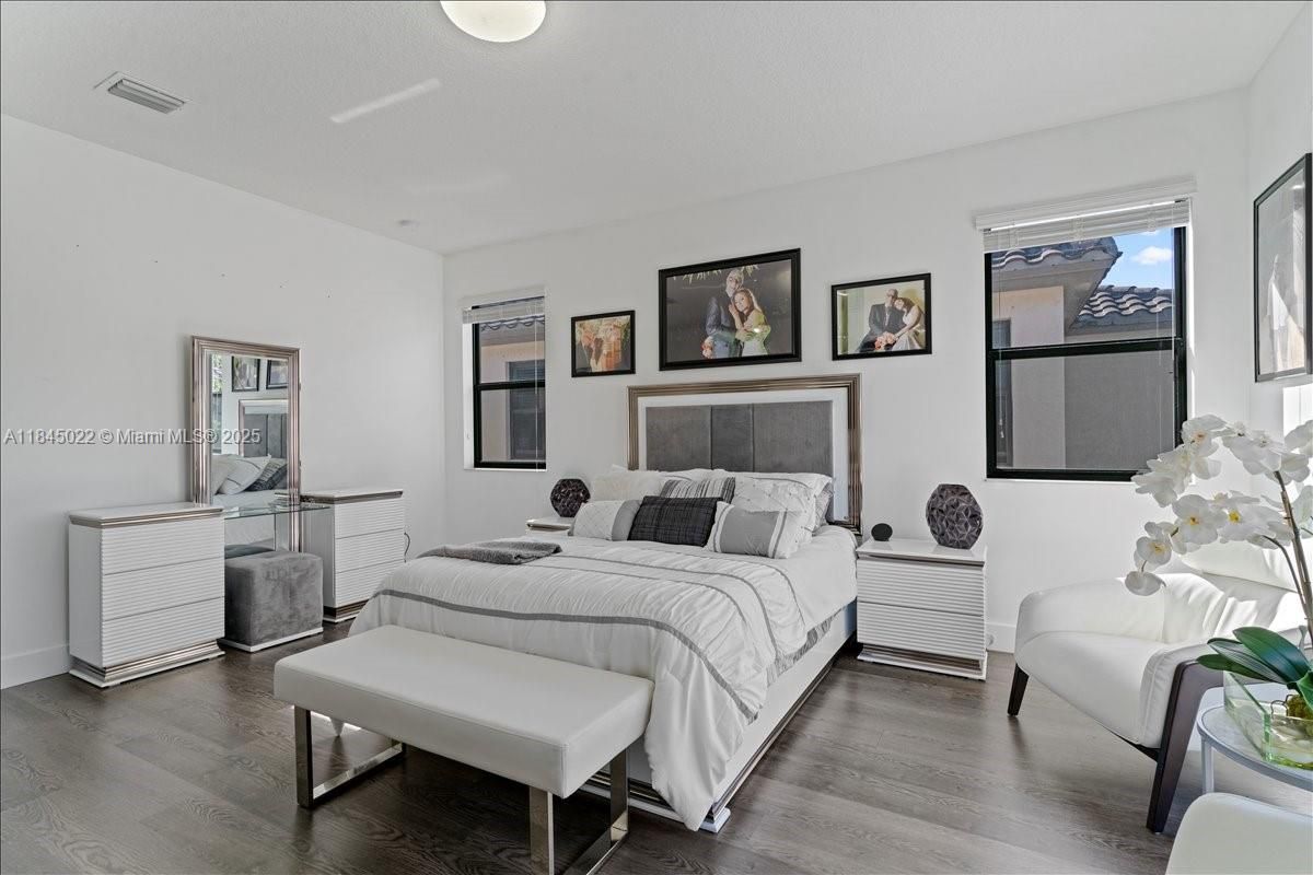 Bedroom, Interior, Wood Texture Flooring