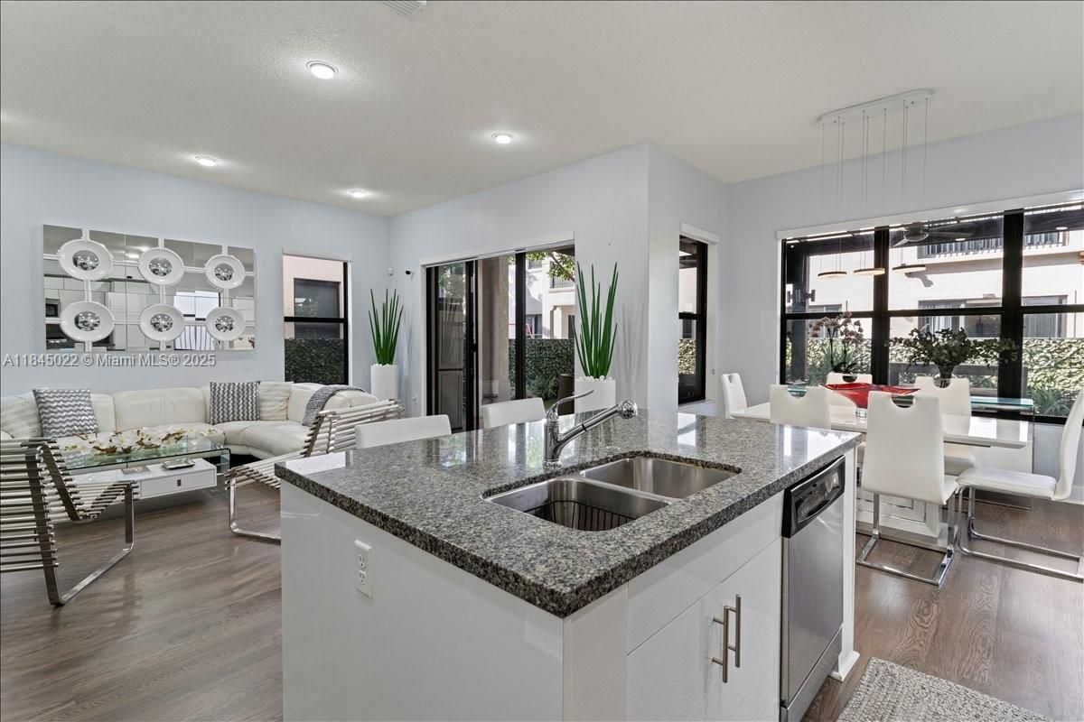 Dining room, Interior, Kitchen, Living room, Pendant Lights, Recessed Lighting, Wood Texture Flooring