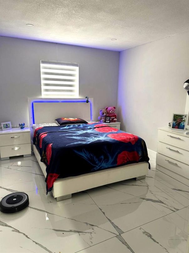 Bedroom, Interior, Marble, Recessed Lighting