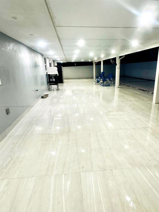 Interior, Recessed Lighting