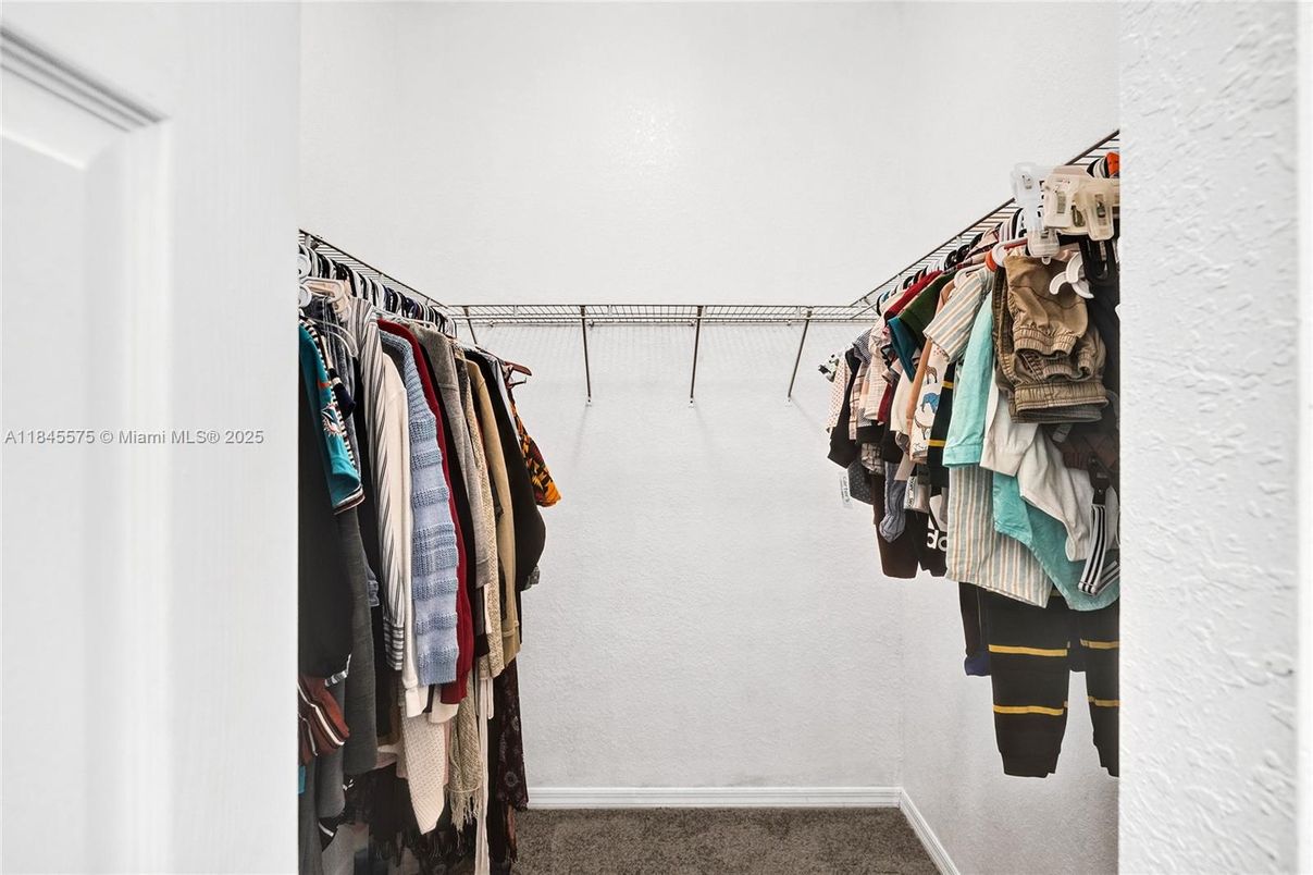 Interior, Walk-in Closets