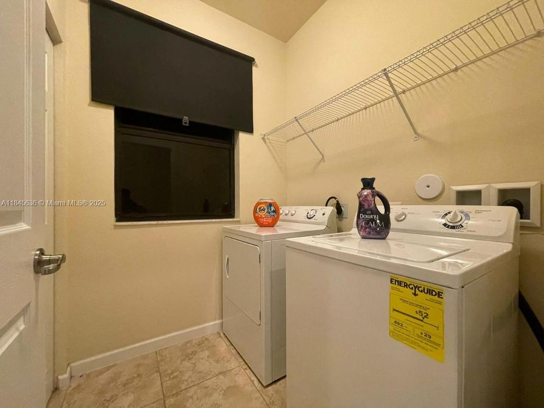 Interior, Washer