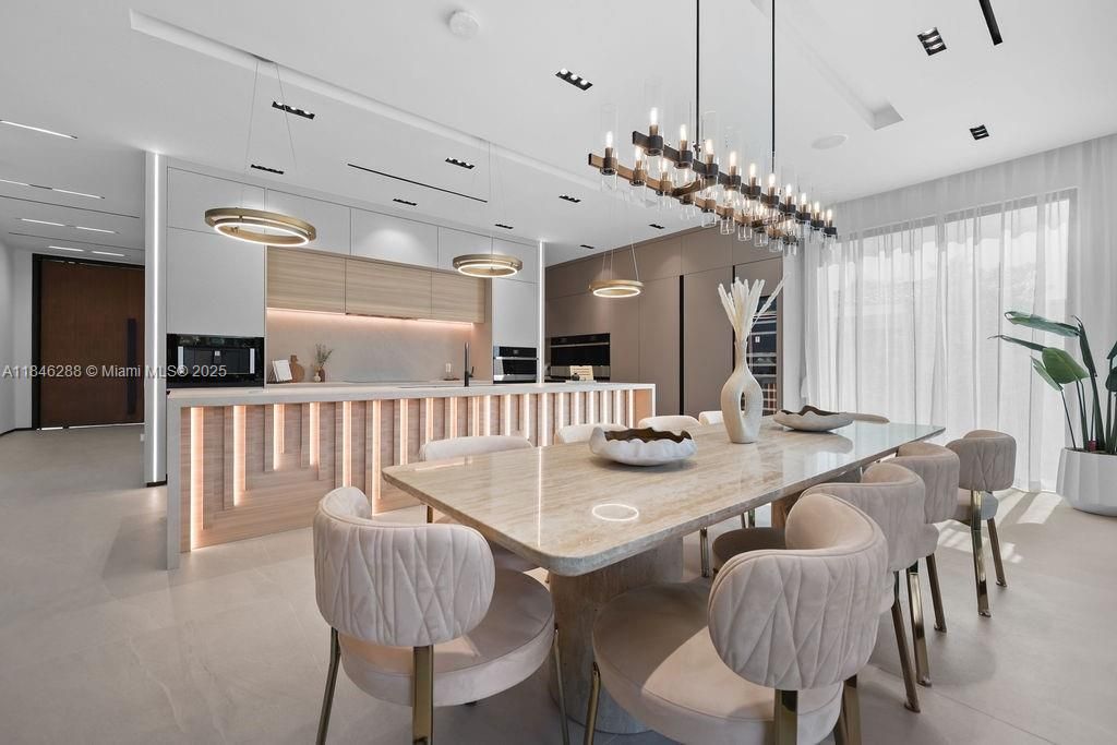 Dining room, Interior, Kitchen, Pendant Lights, Recessed Lighting