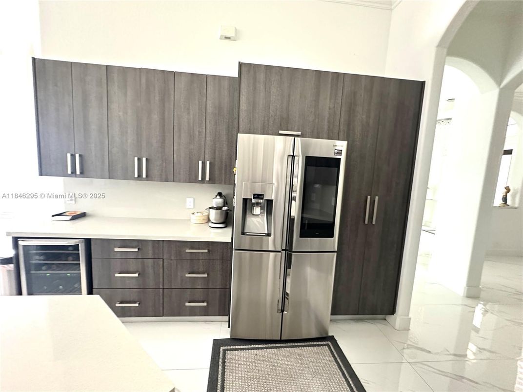 Interior, Kitchen, Marble, Stainless Steel Appliances