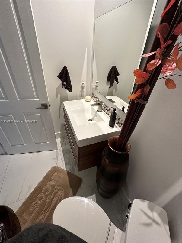 Bathroom, Interior