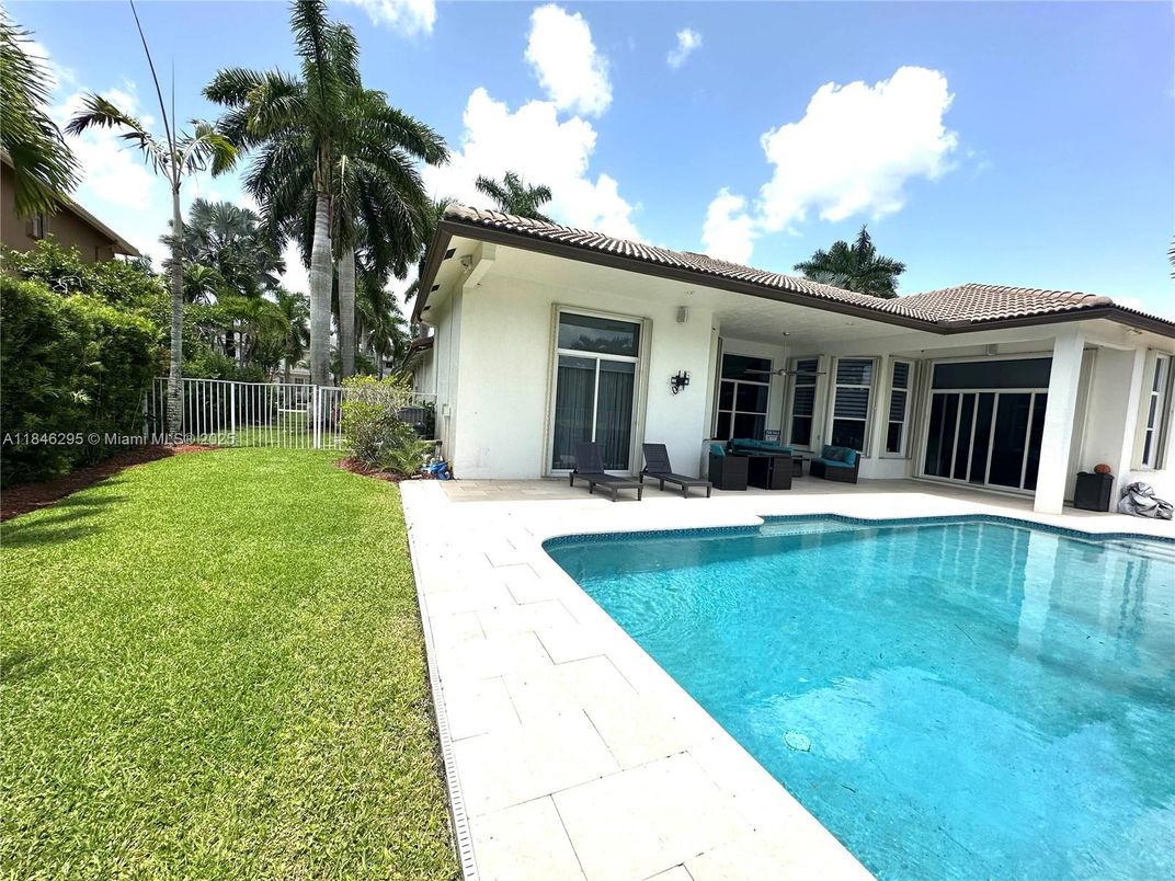Backyard, Exterior, Pool