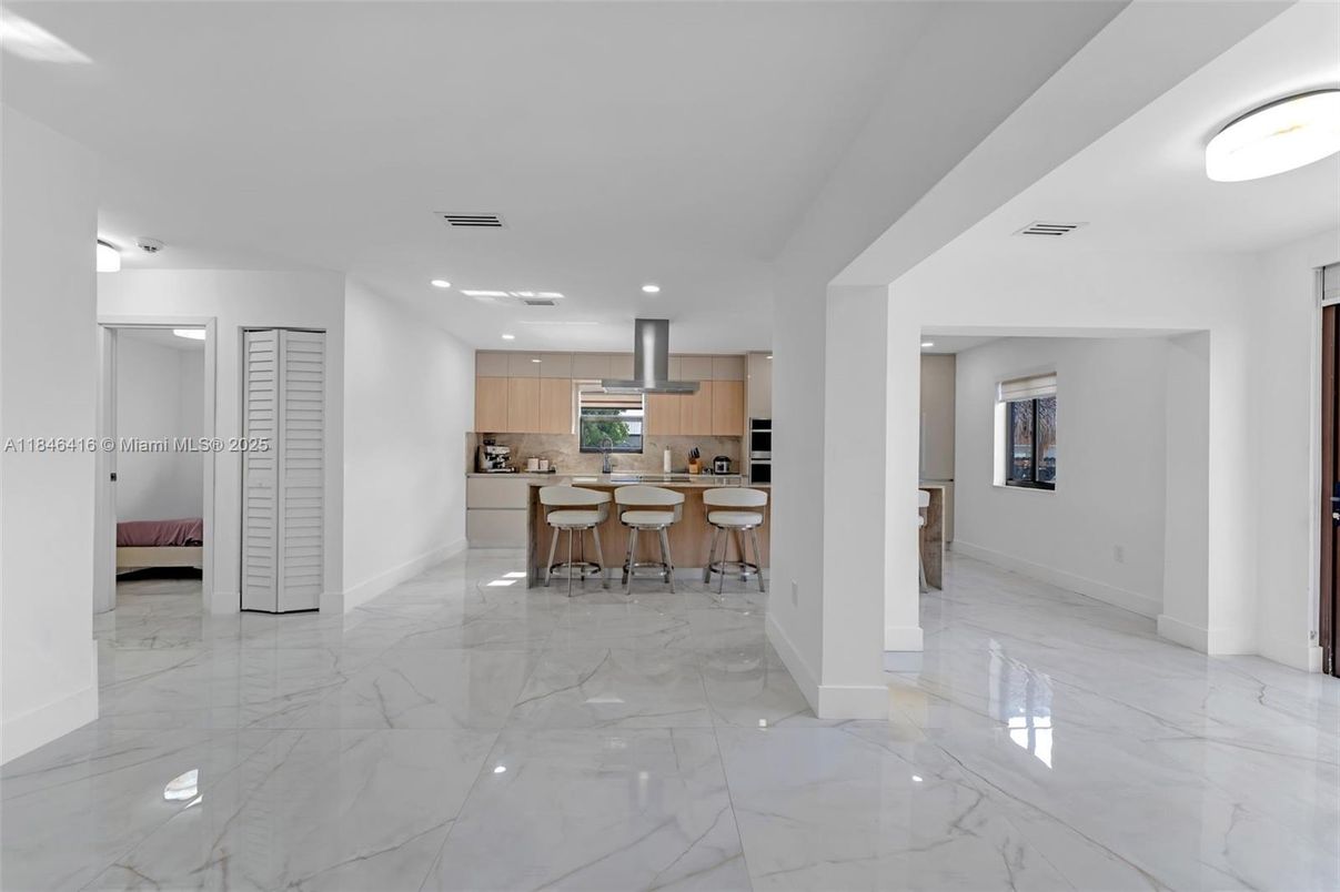 Interior, Kitchen, Marble, Recessed Lighting