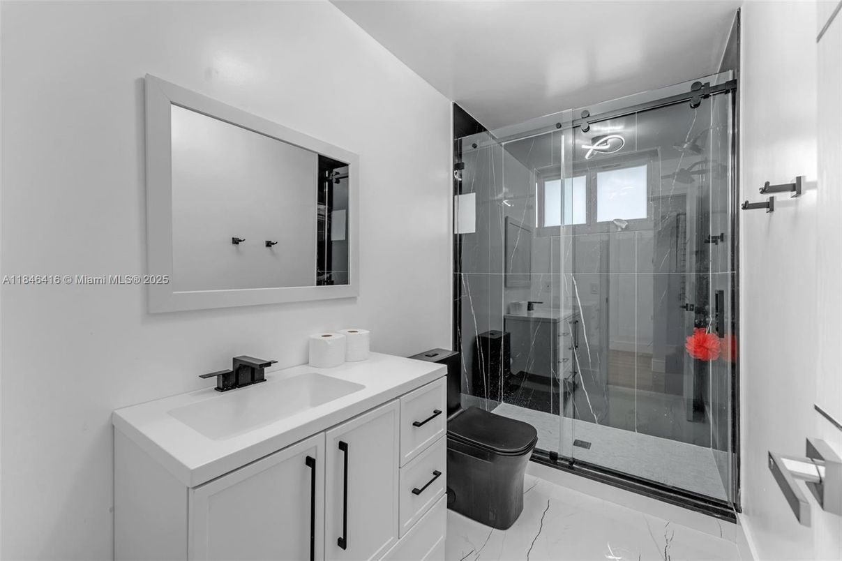 Bathroom, Glass Shower, Interior, Marble