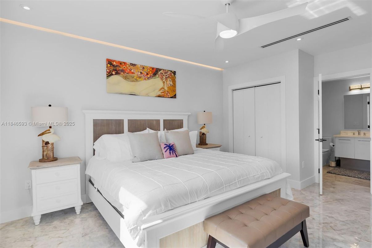Bathroom, Bedroom, Interior, Marble, Recessed Lighting