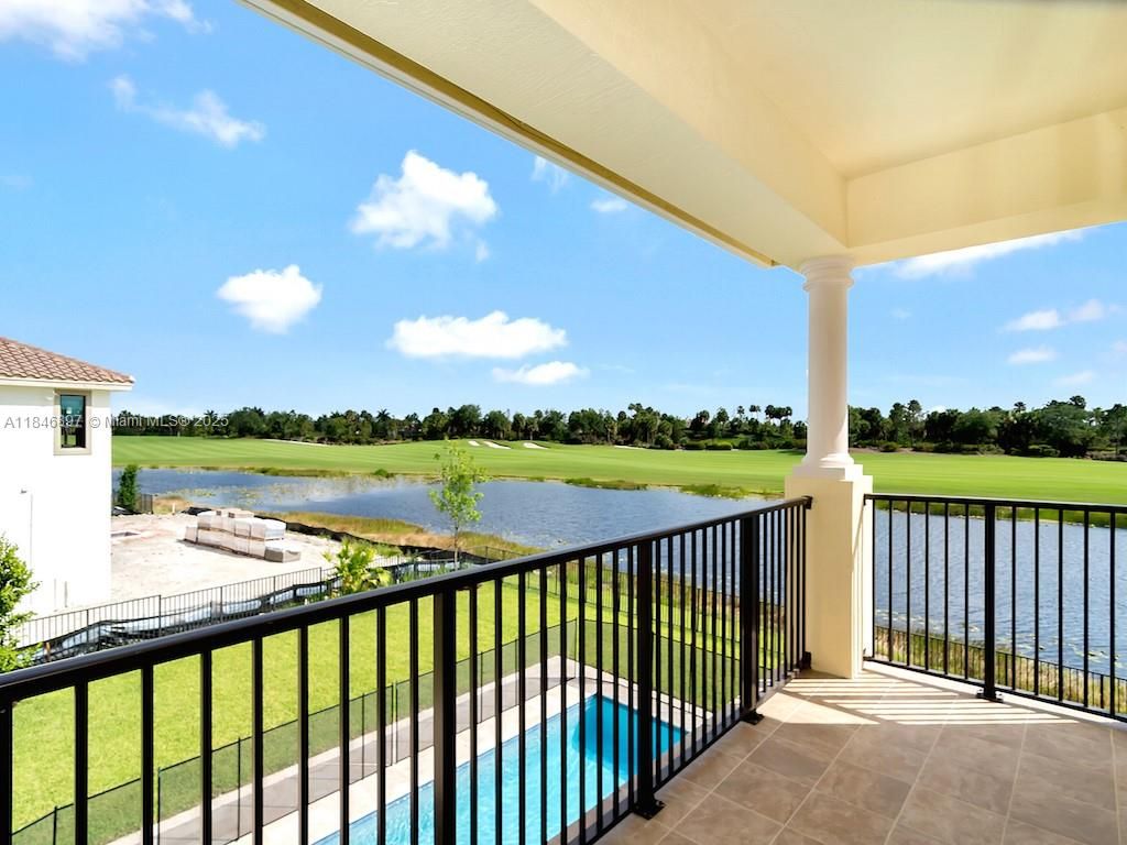 Water, Exterior, Pool, Other