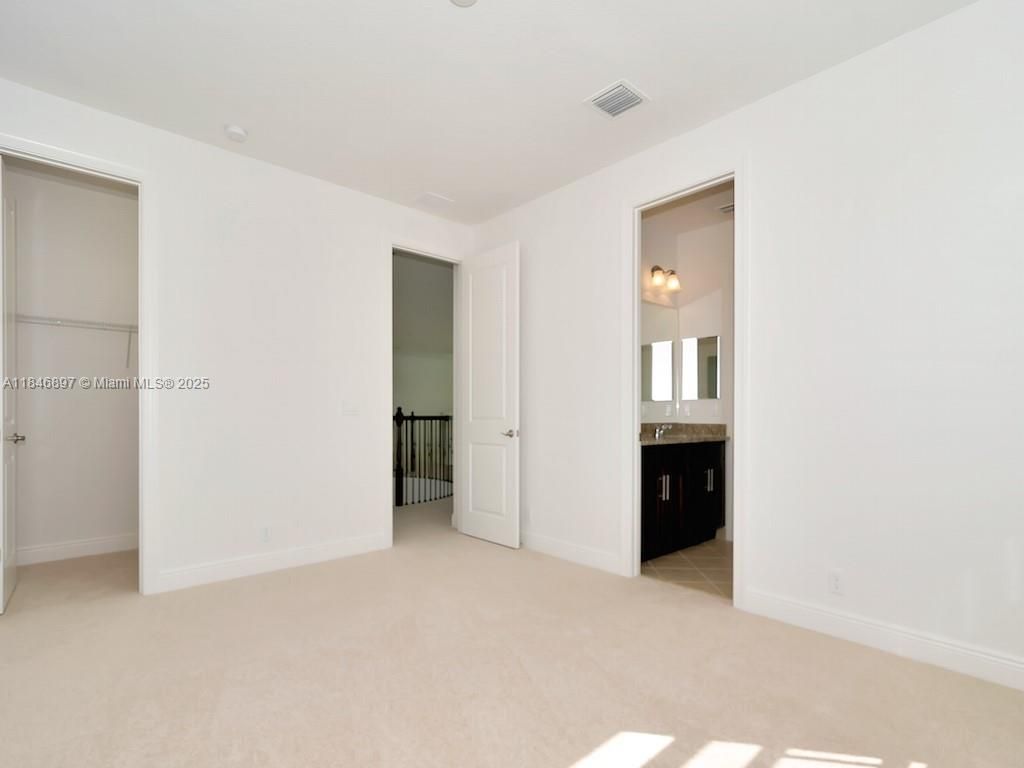 Bathroom, Empty room, Interior