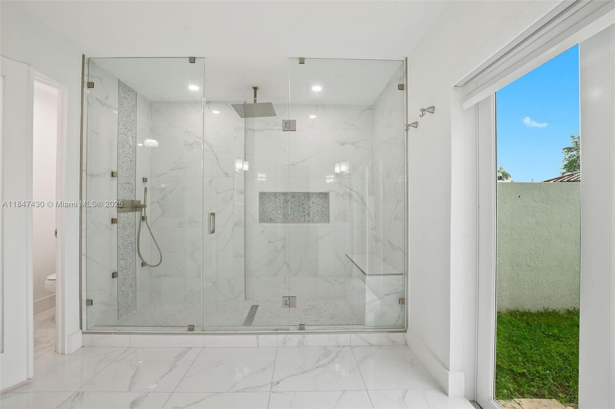 Empty room, Interior, Marble