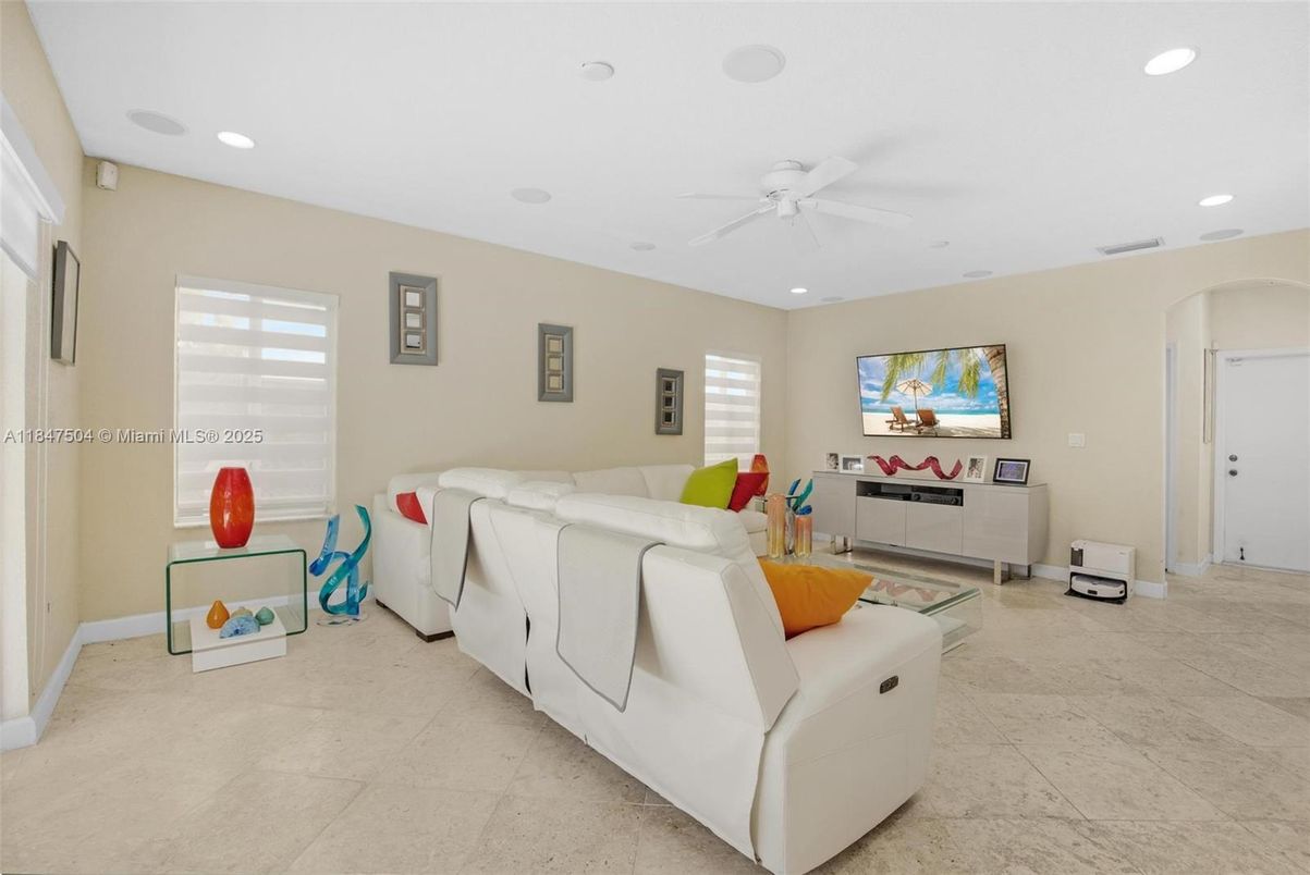 Interior, Living room, Recessed Lighting