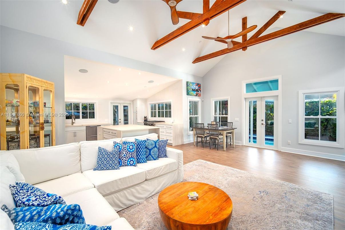 Dining room, Interior, Kitchen, Living room, Recessed Lighting, Wooden Beams, Wood Texture Flooring