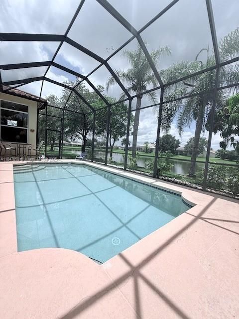 Glass Ceilings, Interior, Pool, Sun Room, Water