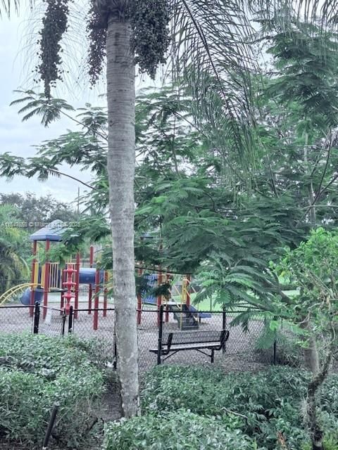 Backyard, Exterior, Playground