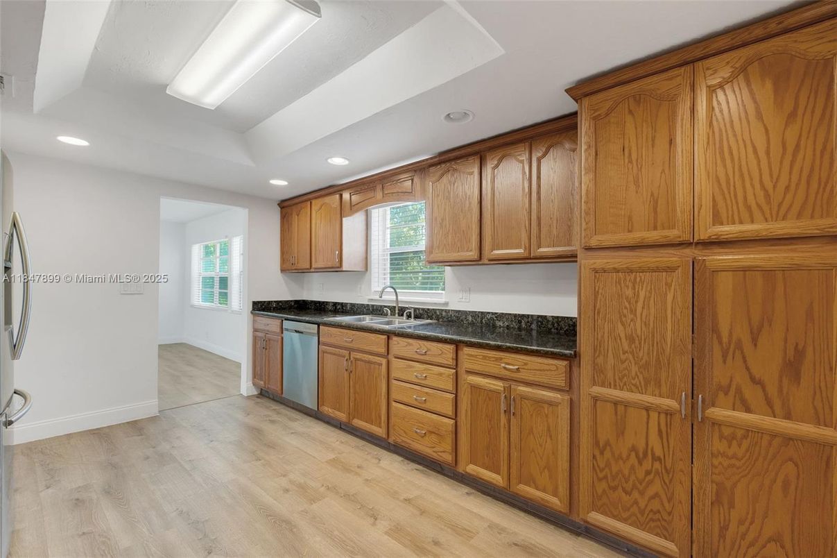 Interior, Kitchen, Recessed Lighting, Wood Texture Flooring