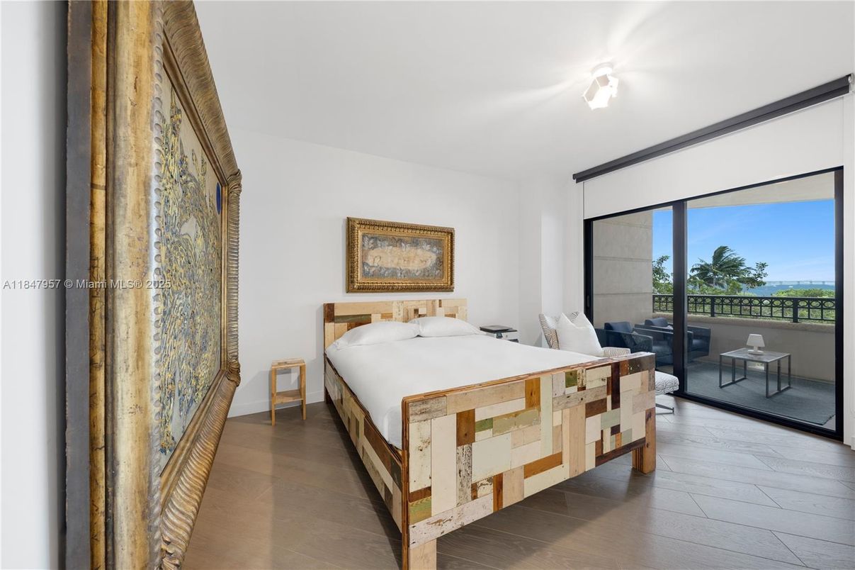 Bedroom, Interior, Water, Wood Texture Flooring