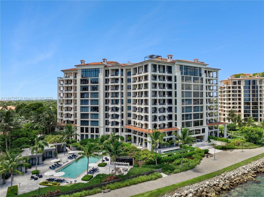 Exterior, Facade, Pool, Condo Building