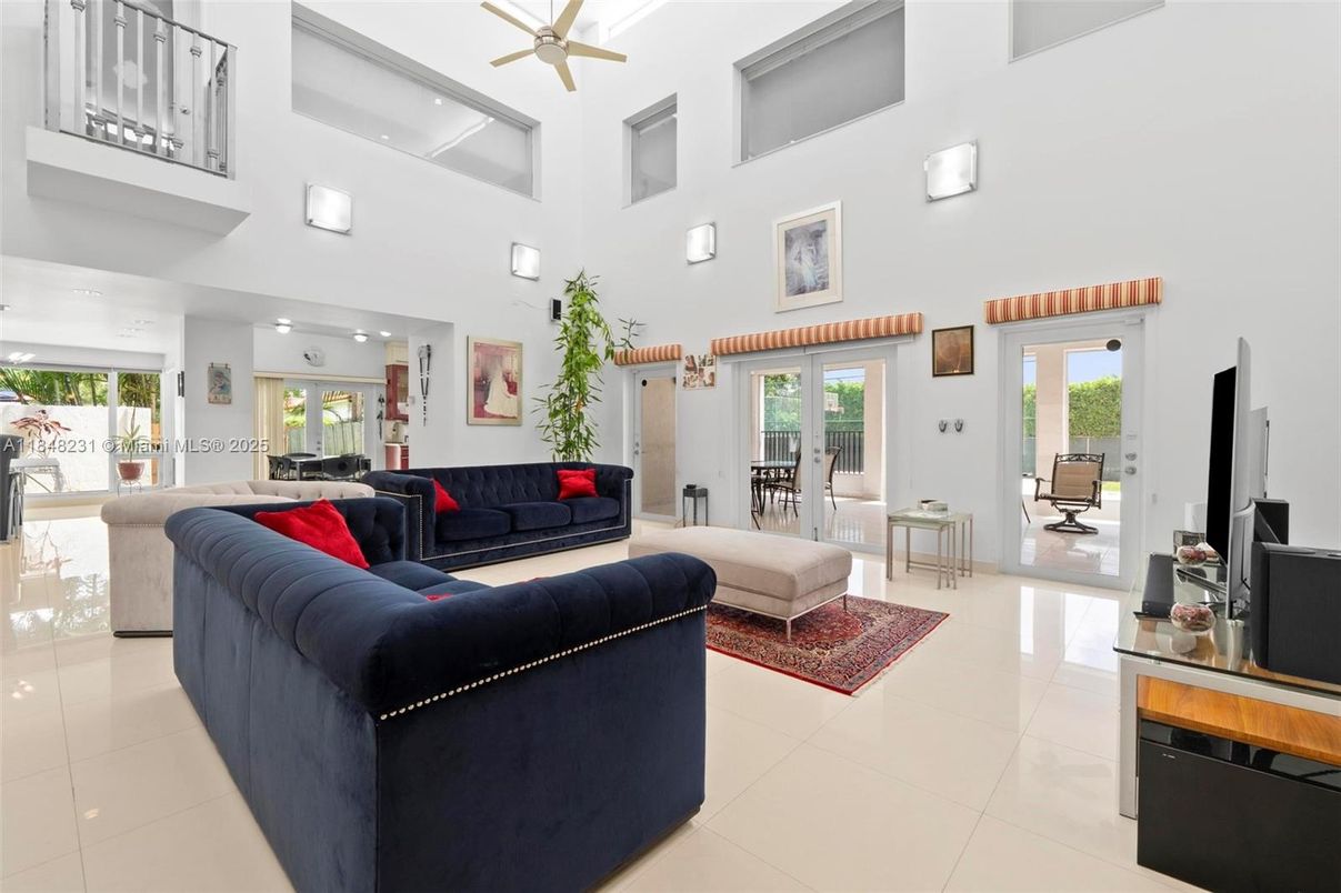 Fireplace, Interior, Living room, Recessed Lighting