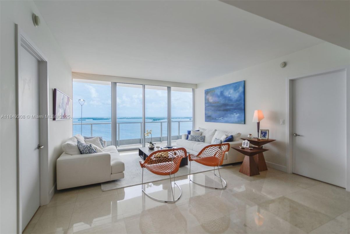 Interior, Living room, Water