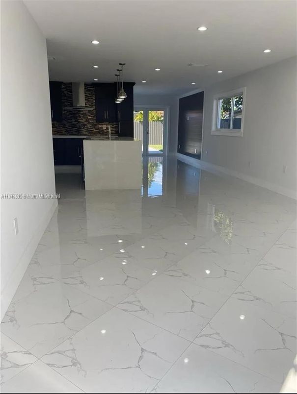 Empty room, Interior, Kitchen, Marble, Pendant Lights, Recessed Lighting