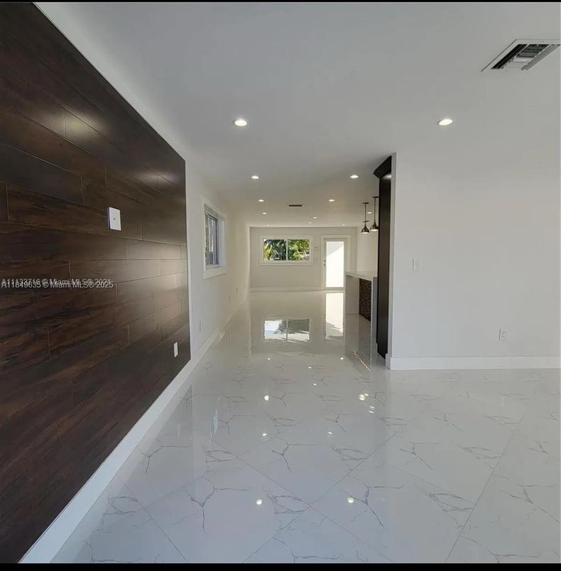 Empty room, Interior, Marble, Recessed Lighting, Wooden Walls