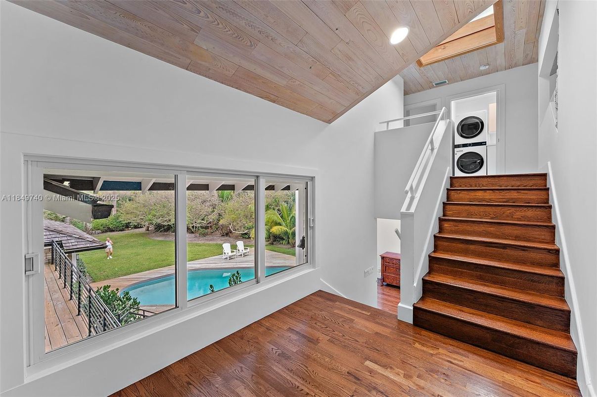 Interior, Recessed Lighting, Wooden Ceilings, Wood Texture Flooring