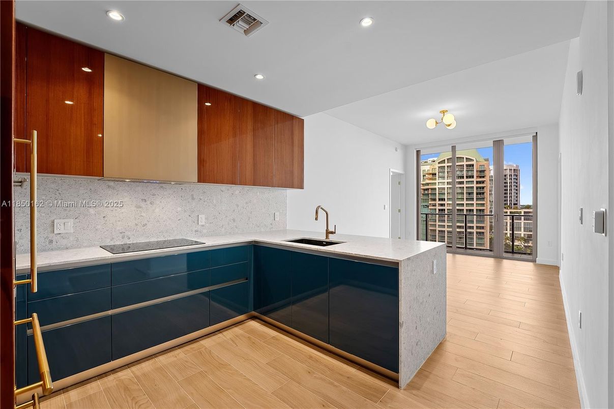 Interior, Kitchen, Recessed Lighting, Wine Storage, Wood Texture Flooring