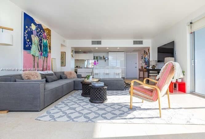 Interior, Kitchen, Living room, Pendant Lights, Recessed Lighting