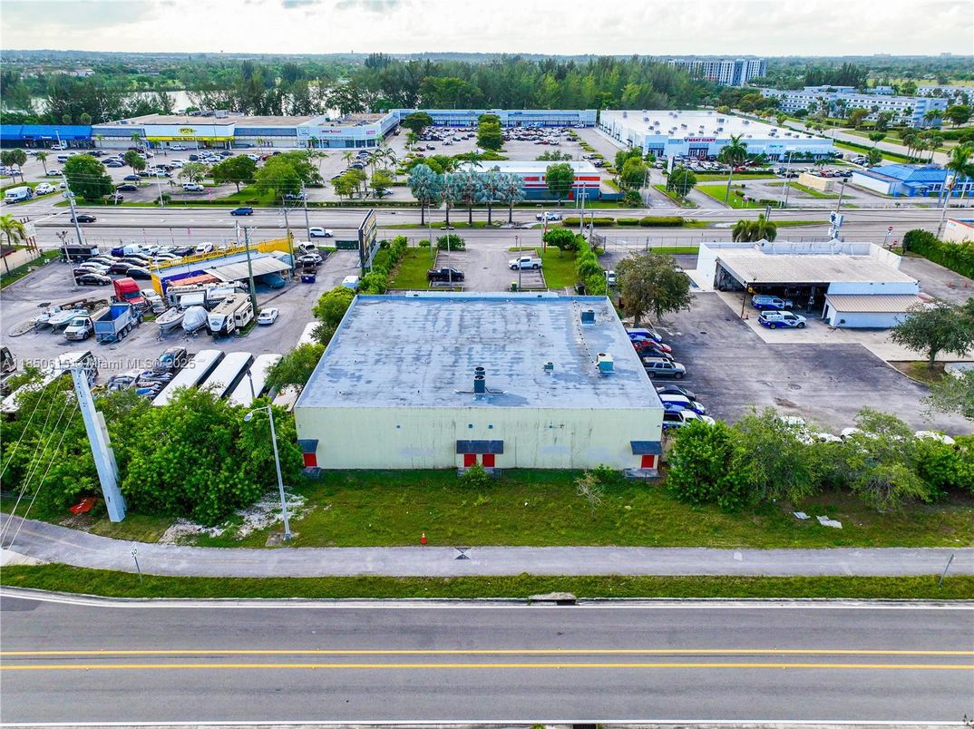 Exterior, Drone