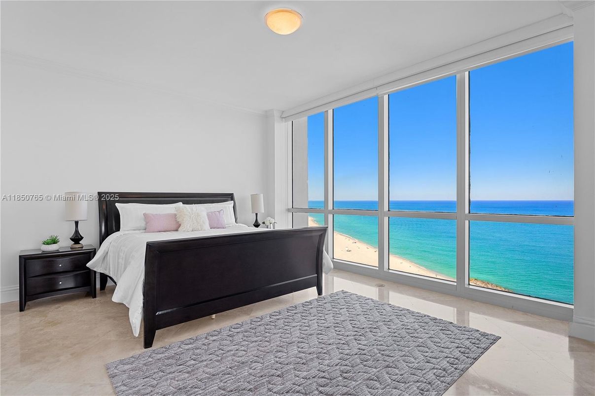 Bedroom, Interior, Water