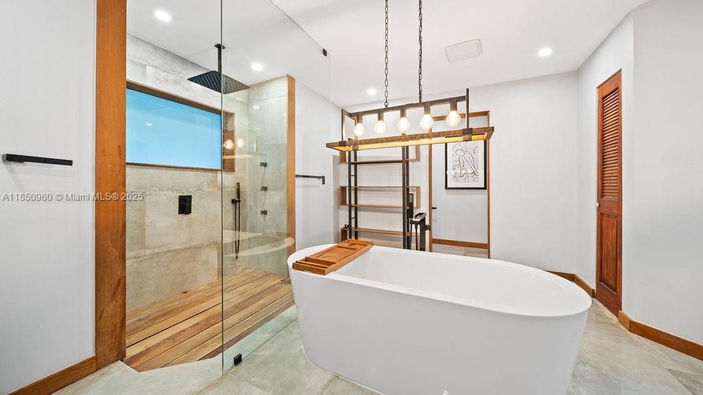 Bathroom, Free Standing Baths, Glass Shower, Interior, Pendant Lights, Recessed Lighting