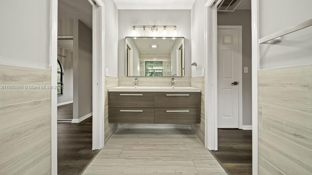 Bathroom, Interior, Wood Texture Flooring