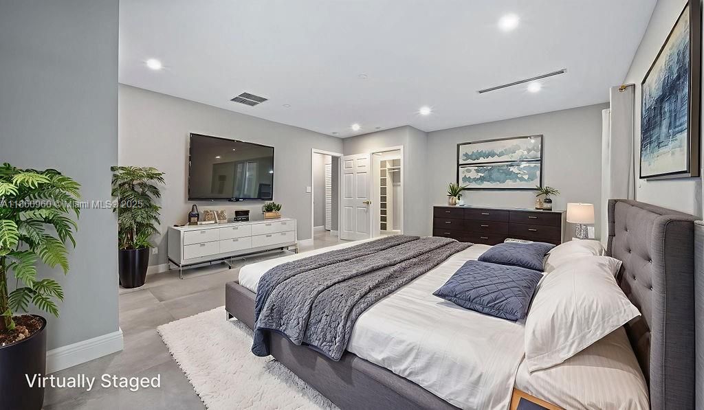 Bedroom, Interior, Recessed Lighting