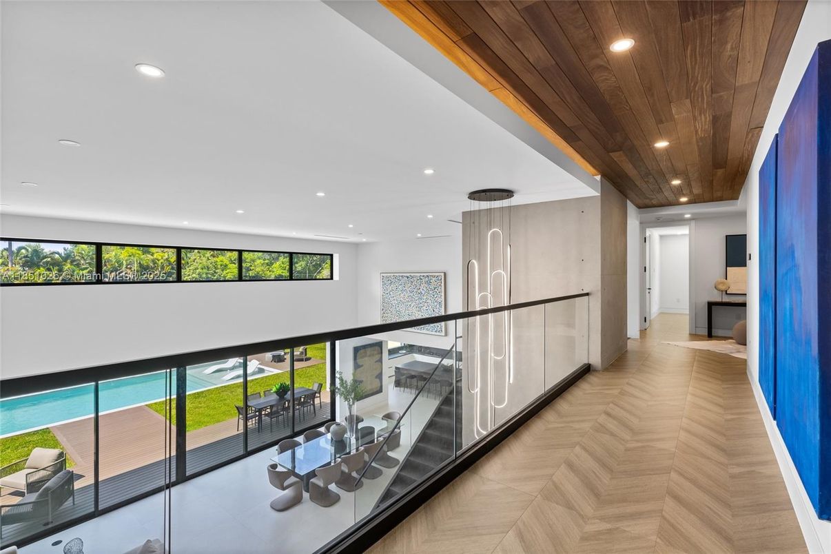 Interior, Pendant Lights, Recessed Lighting, Wooden Ceilings, Wood Texture Flooring