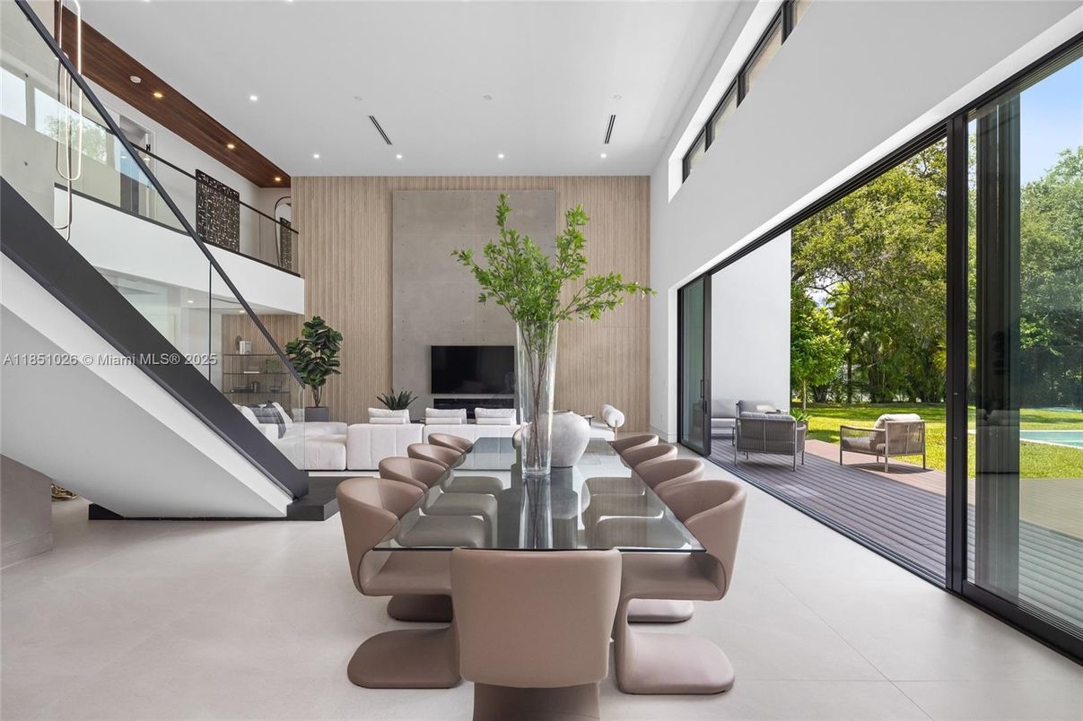 Dining room, Interior, Living room, Recessed Lighting