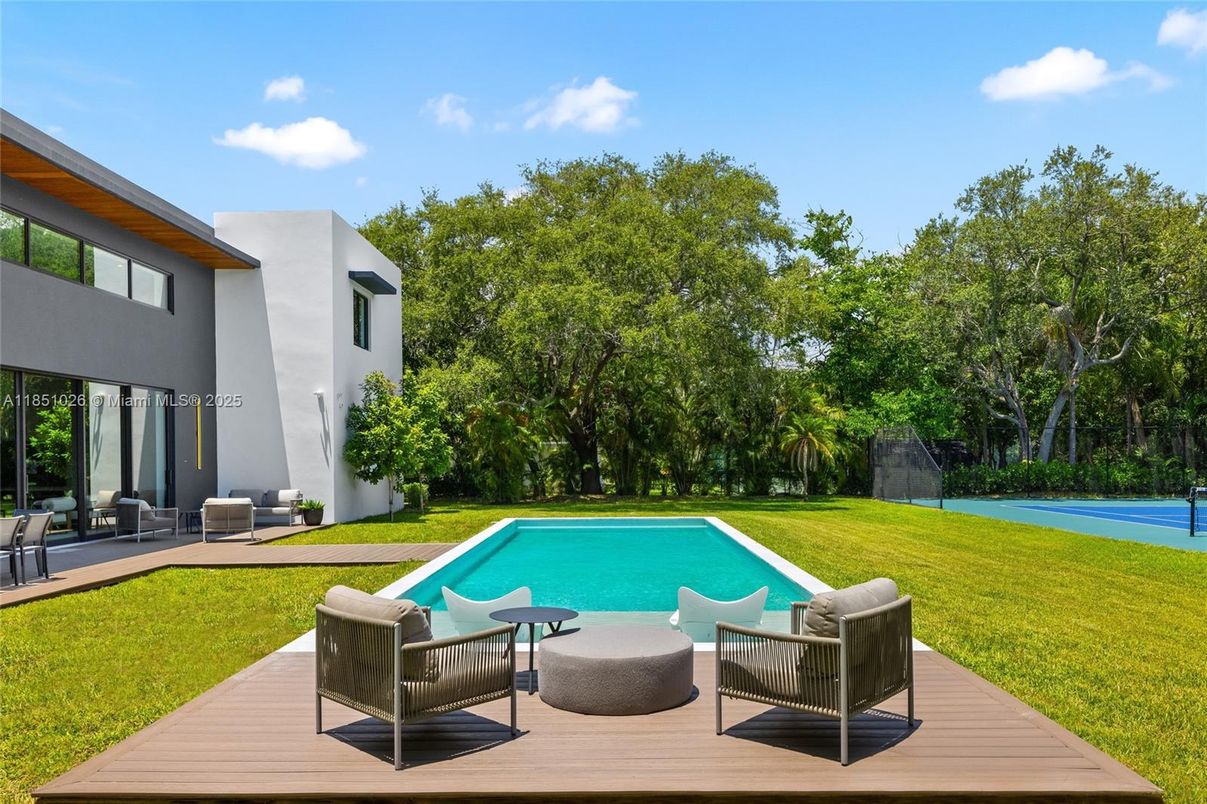 Backyard, Exterior, Pool