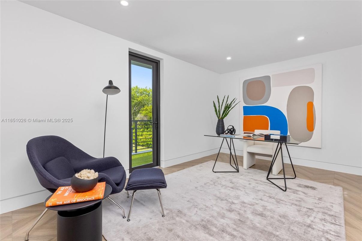 Home Office, Interior, Recessed Lighting, Wood Texture Flooring