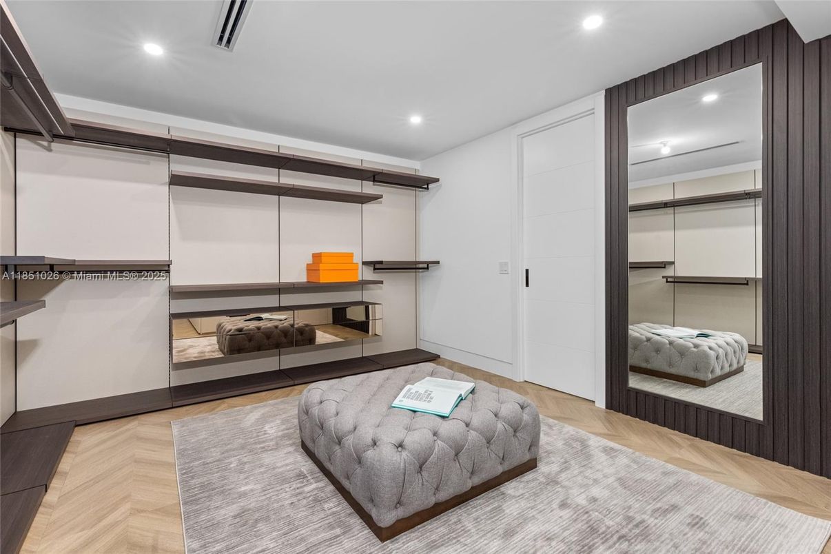 Interior, Recessed Lighting, Walk-in Closets, Wood Texture Flooring