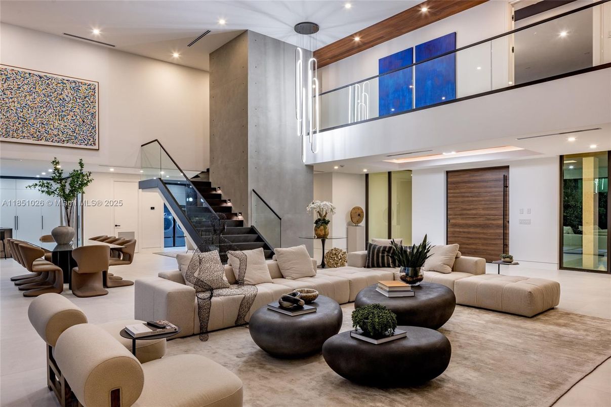Dining room, Interior, Living room, Recessed Lighting