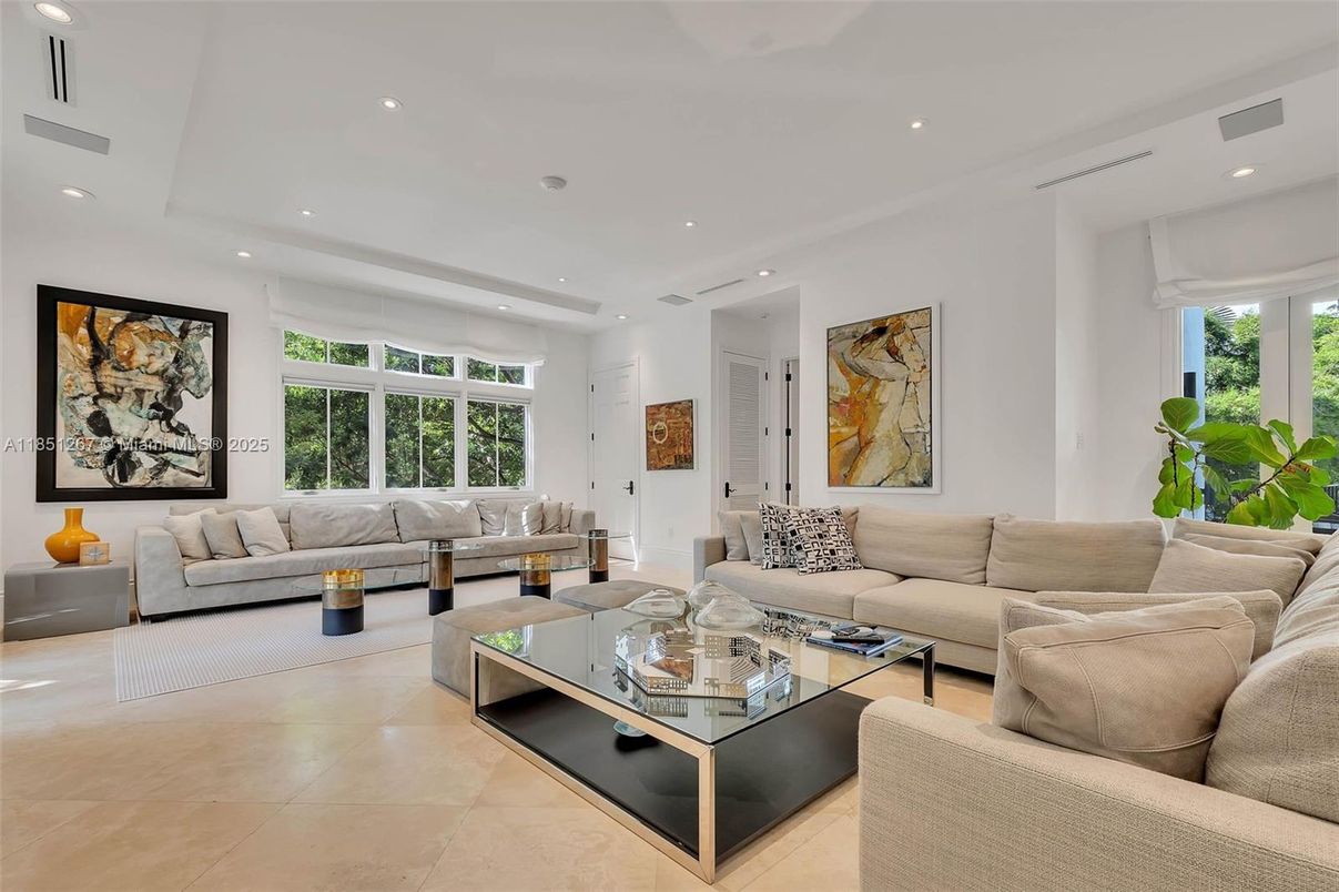 Interior, Living room, Recessed Lighting