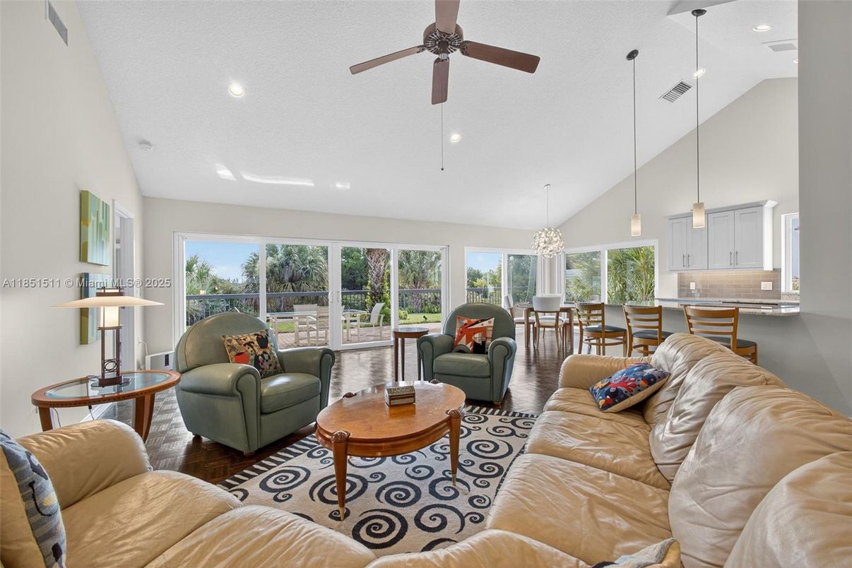 Chandelier, Dining room, Interior, Living room, Pendant Lights, Recessed Lighting, Wood Texture Flooring