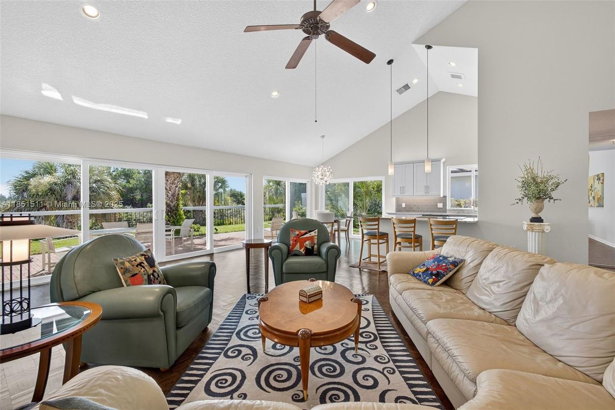 Chandelier, Dining room, Interior, Living room, Pendant Lights, Recessed Lighting, Wood Texture Flooring
