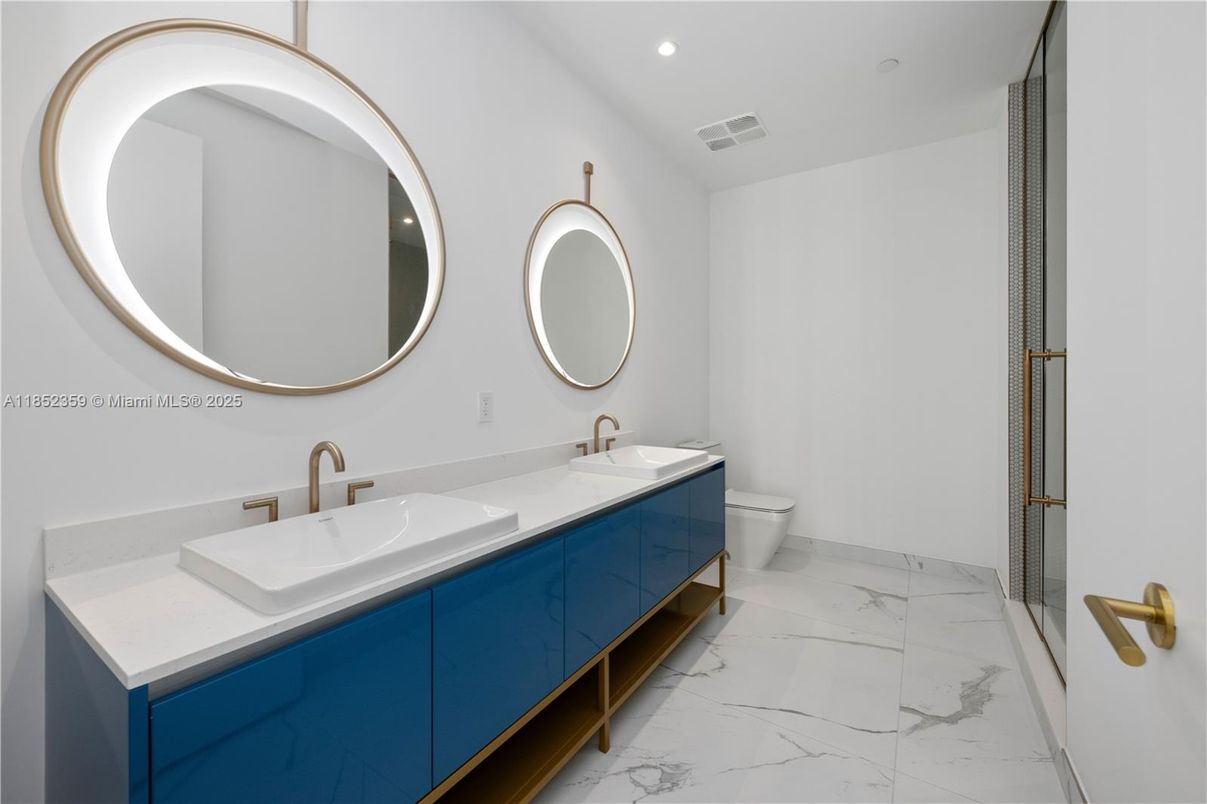 Bathroom, Dual Sink Vanities, Interior, Marble, Recessed Lighting